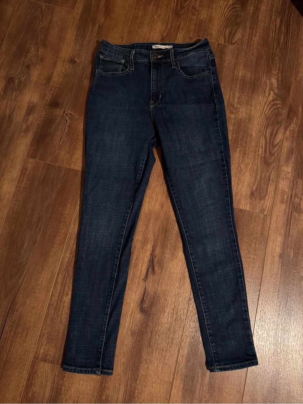 Levi's Dark Indigo Women's Skinny Jeans